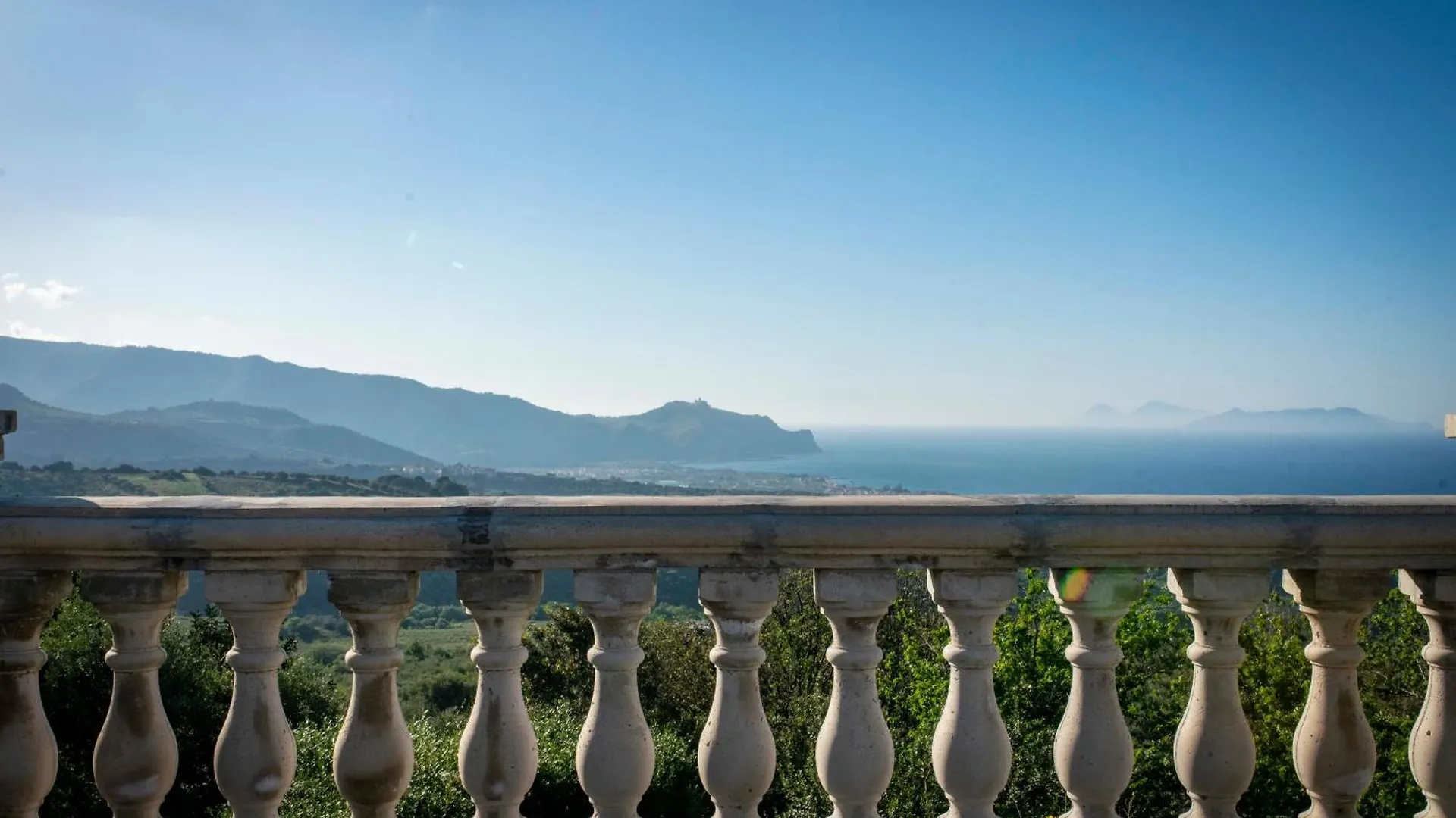 Tenuta Pietravera Furnari Farm stay